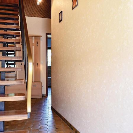Cozy Home In Sellerich With Kitchen Εξωτερικό φωτογραφία